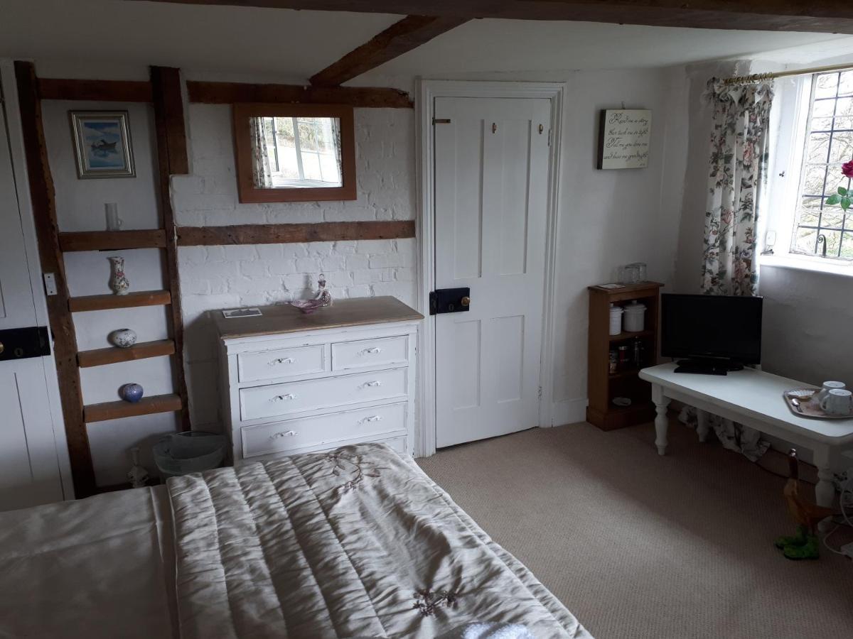 โอลด์คอปวูด Bed & Breakfast อัคฟิลด์ ภายนอก รูปภาพ